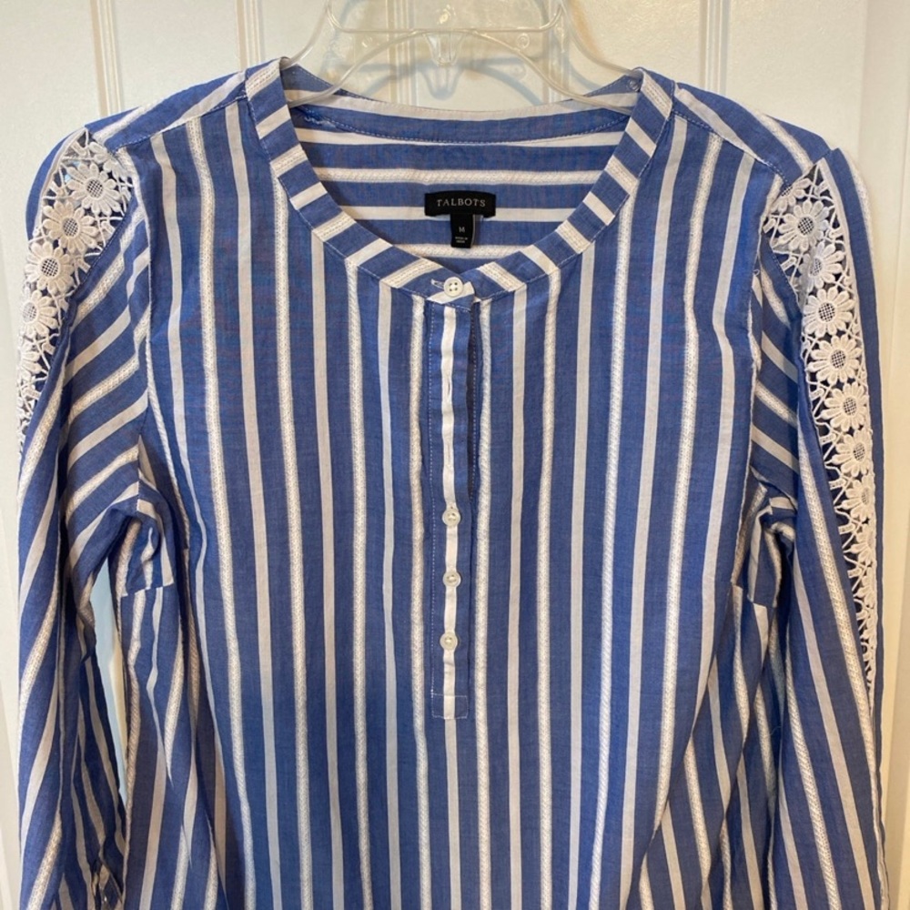 Talbots Popover Top  Blue White Stripe Crochet Long Sleeves Coast Top M